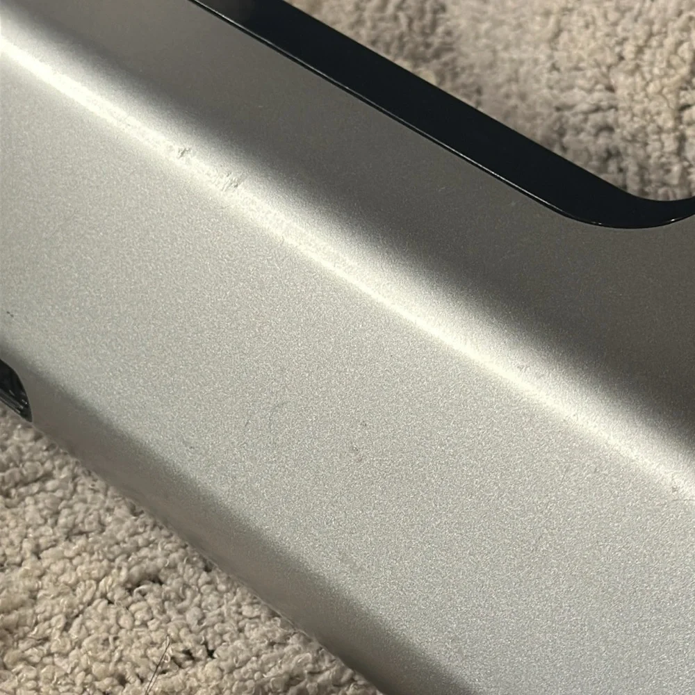 Apple iPhone ihome speaker with wall plug minor scratches - preowned SEE PICS